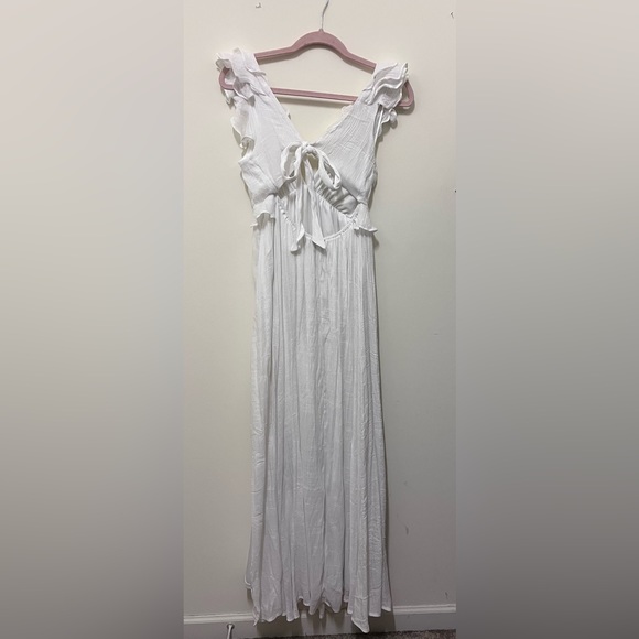 KATHLEEN V-NECK MAXI WHITE DRESS - Picture 5 of 5